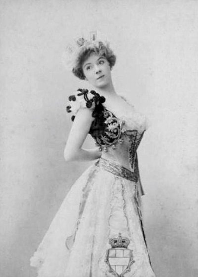 Portrait of Amélie Diéterle by Eugène Pirou by Eugene Pirou